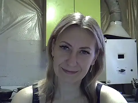 AshleyXHoney online show from 12/02/25, 07:10