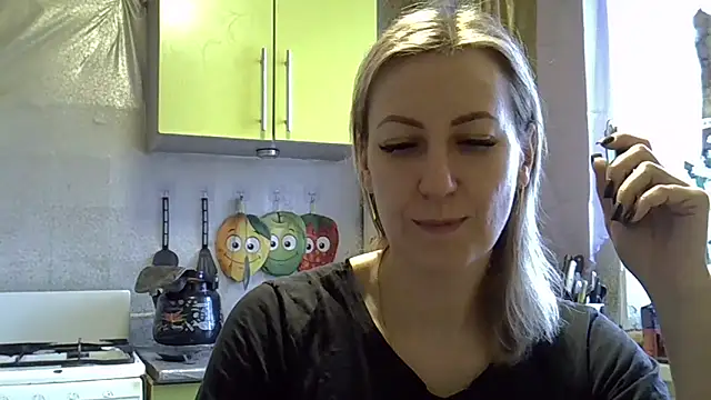 Snapshot of AshleyXHoney chatting on 01/15/25, 09:02 AshleyXHoney online show from 01/15/25, 09:02