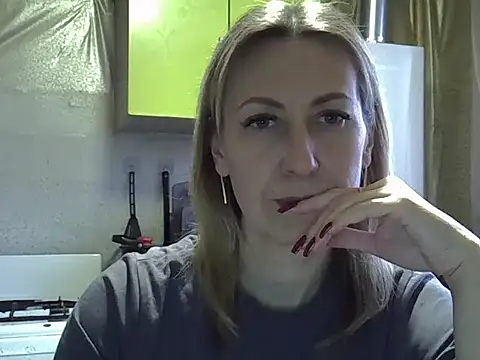 AshleyXHoney online show from 12/17/25, 07:35