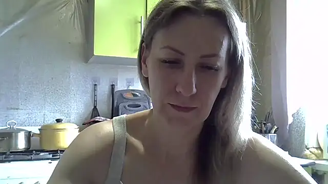 Snapshot of AshleyXHoney chatting on 06/03/26, 07:53 AshleyXHoney online show from 06/03/26, 07:53