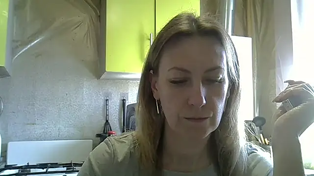Snapshot of AshleyXHoney chatting on 04/22/26, 07:48 AshleyXHoney online show from 04/22/26, 07:48