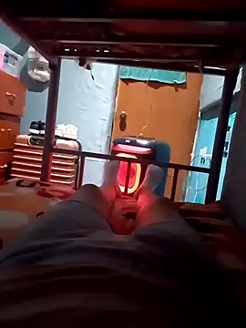 ladygmusic online show from 12/17/25, 02:22