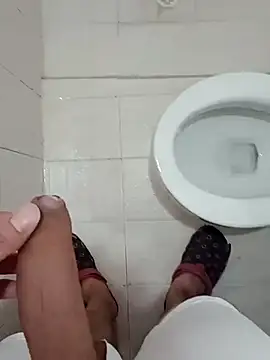 Wynni online show from 09/14/25, 05:46