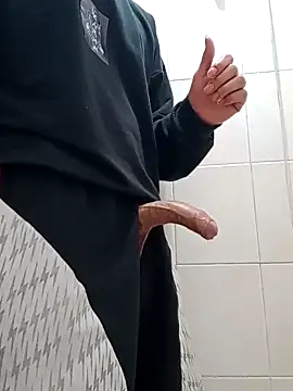 Wynni online show from 11/14/25, 03:54