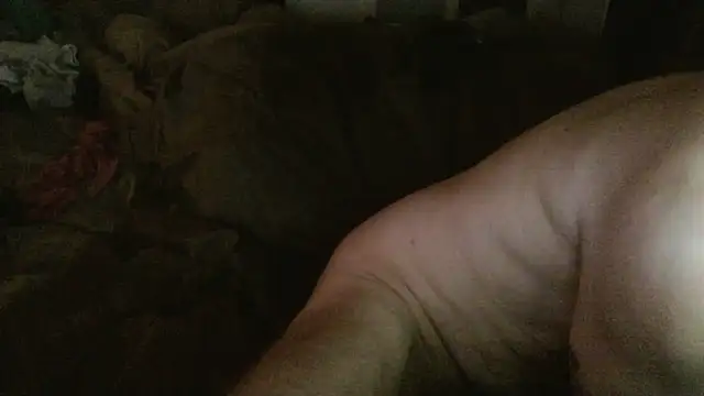 Snapshot of MikeHuntey chatting on 06/16/26, 06:52 MikeHuntey online show from 06/16/26, 06:52