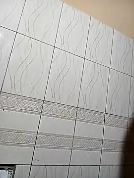 julietunderwoood online show from 10/20/25, 04:03