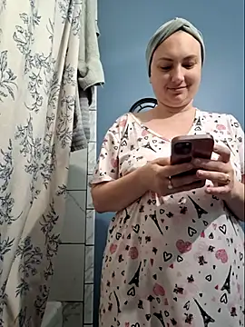 Snapshot of MilfyMrsRobinson chatting on 05/04/26, 03:26 MilfyMrsRobinson online show from 05/04/26, 03:26
