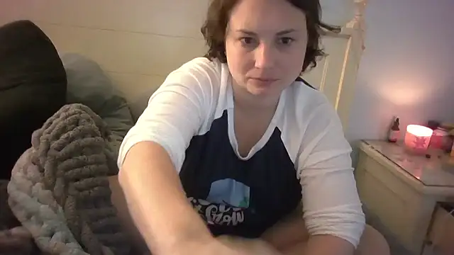 MilfyMrsRobinson online show from 12/14/25, 02:11