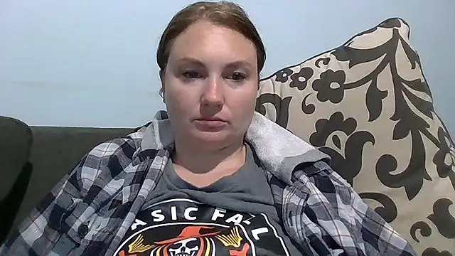 MilfyMrsRobinson online show from 11/21/25, 12:04