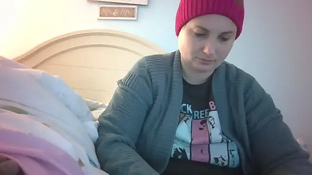 MilfyMrsRobinson online show from 02/09/26, 12:14