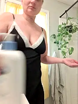 MilfyMrsRobinson online show from 03/09/26, 04:32