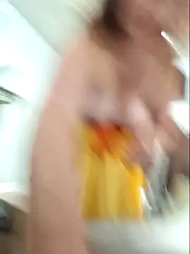 MilfyMrsRobinson online show from 10/31/25, 12:02