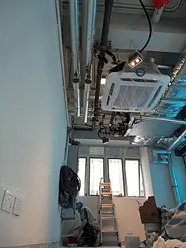 Snapshot of 2tomka52052sex chatting on 12/25/24, 05:37 2tomka52052sex online show from 12/25/24, 05:37