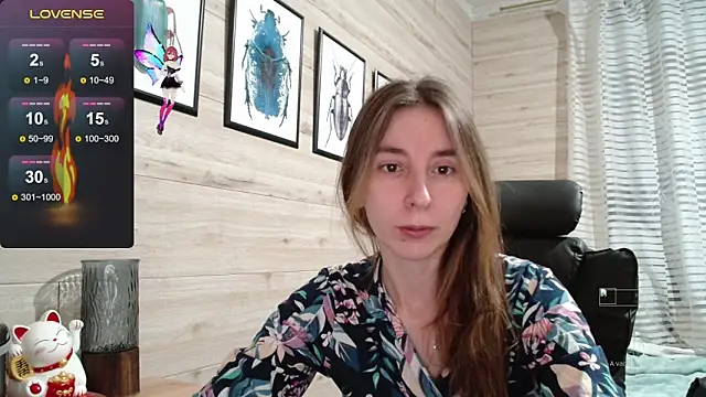 Snapshot of Wowpornoo chatting on 10/28/25, 01:32 Wowpornoo online show from 10/28/25, 01:32