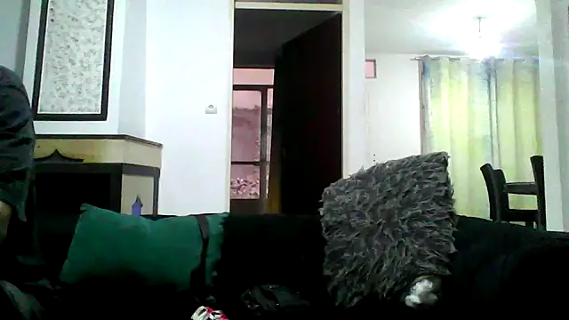 Snapshot of lolitaaaqueen chatting on 03/19/25, 02:35 lolitaaaqueen online show from 03/19/25, 02:35