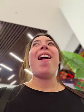 KimArts online show from 12/01/25, 07:04