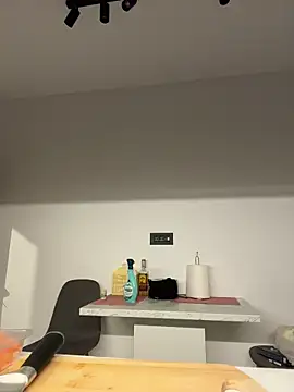 KimArts online show from 10/30/25, 07:11