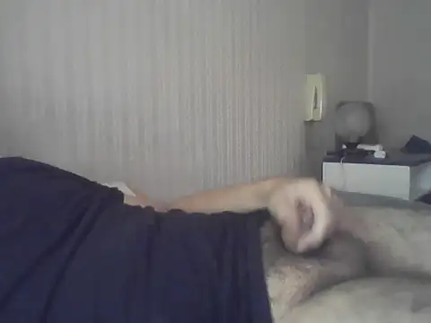 Snapshot of Stilloving chatting on 02/17/26, 05:21 Stilloving online show from 02/17/26, 05:21