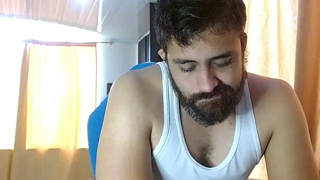 aronmiller404 online show from 02/07/26, 02:25