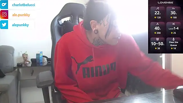 charlotbelucci  online show from 10/24/25, 07:57