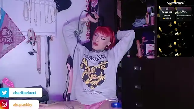 charlotbelucci  online show from 02/06/26, 08:10