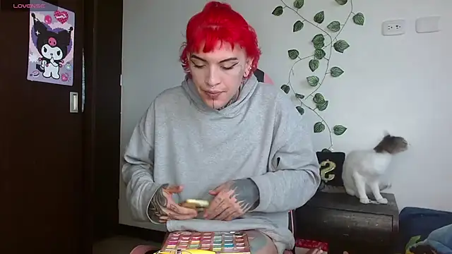 charlotbelucci  online show from 03/28/26, 11:55