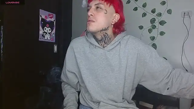 charlotbelucci  online show from 03/31/26, 10:50