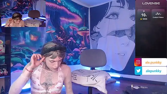 charlotbelucci  online show from 03/06/25, 11:14