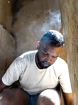 ListedLoin online show from 10/06/25, 10:38