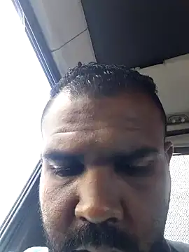 ListedLoin online show from 10/08/25, 08:27