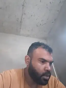 ListedLoin online show from 10/16/25, 04:54