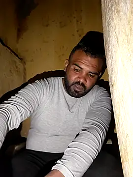 ListedLoin online show from 03/28/26, 08:21