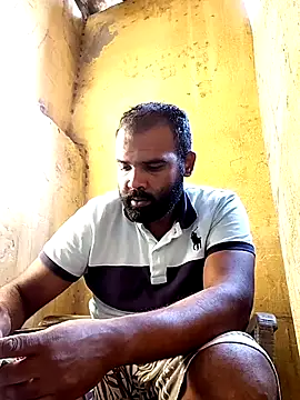 ListedLoin online show from 11/12/25, 12:31