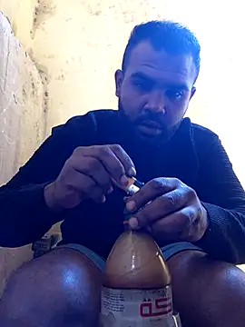 ListedLoin online show from 12/18/25, 07:35