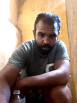 ListedLoin online show from 11/11/25, 01:39