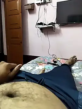 Snapshot of Manboobs178 chatting on 02/24/25, 05:53 Manboobs178 online show from 02/24/25, 05:53