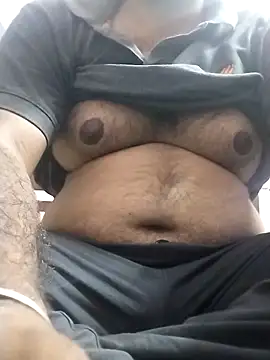 Snapshot of Manboobs178 chatting on 02/25/25, 07:06 Manboobs178 online show from 02/25/25, 07:06