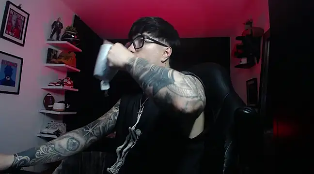 jung dragon online show from 03/15/25, 06:14