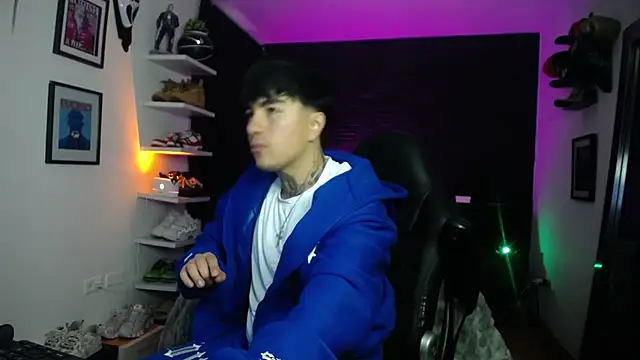 jung dragon online show from 11/20/25, 05:41