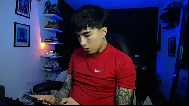 jung dragon online show from 09/25/25, 01:44