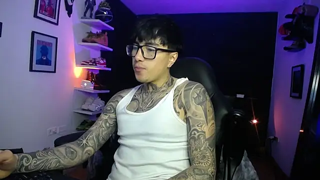 jung dragon online show from 11/16/25, 03:33