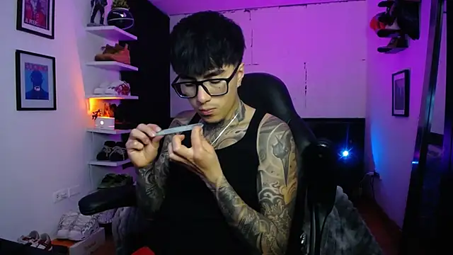 jung dragon online show from 12/17/25, 06:18