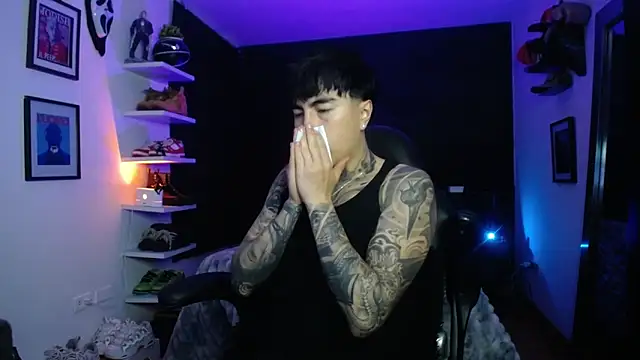 jung dragon online show from 11/08/25, 11:58