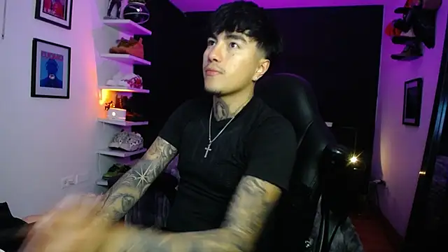 jung dragon online show from 12/14/25, 11:43