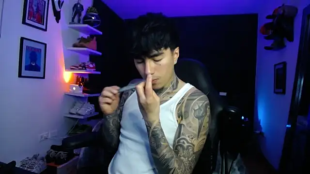 jung dragon online show from 12/01/25, 11:27