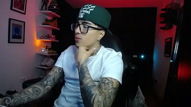 jung dragon online show from 10/27/25, 01:28