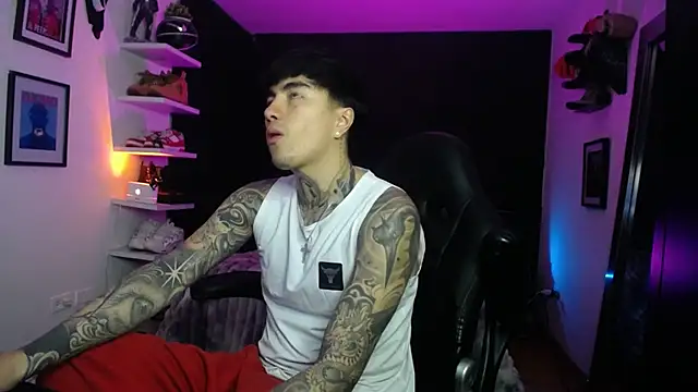 jung dragon online show from 11/18/25, 02:38