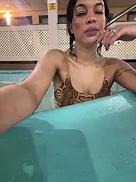 Snapshot of MeghanMarley chatting on 01/27/25, 12:12 MeghanMarley online show from 01/27/25, 12:12