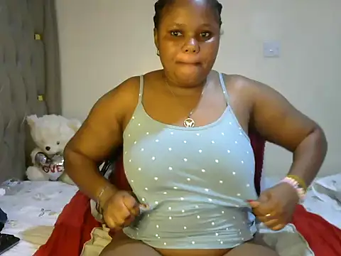 Snapshot of ebony_Catalia chatting on 10/17/25, 03:21 ebony Catalia online show from 10/17/25, 03:21