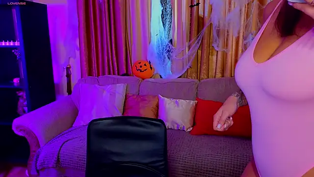 JessicaCartier online show from 10/27/25, 04:24